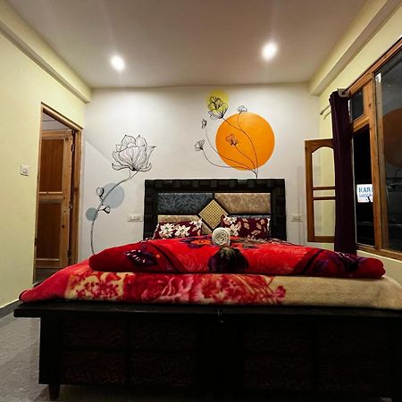 Karma Guest House And Cafe Kalgha Ngoại thất bức ảnh