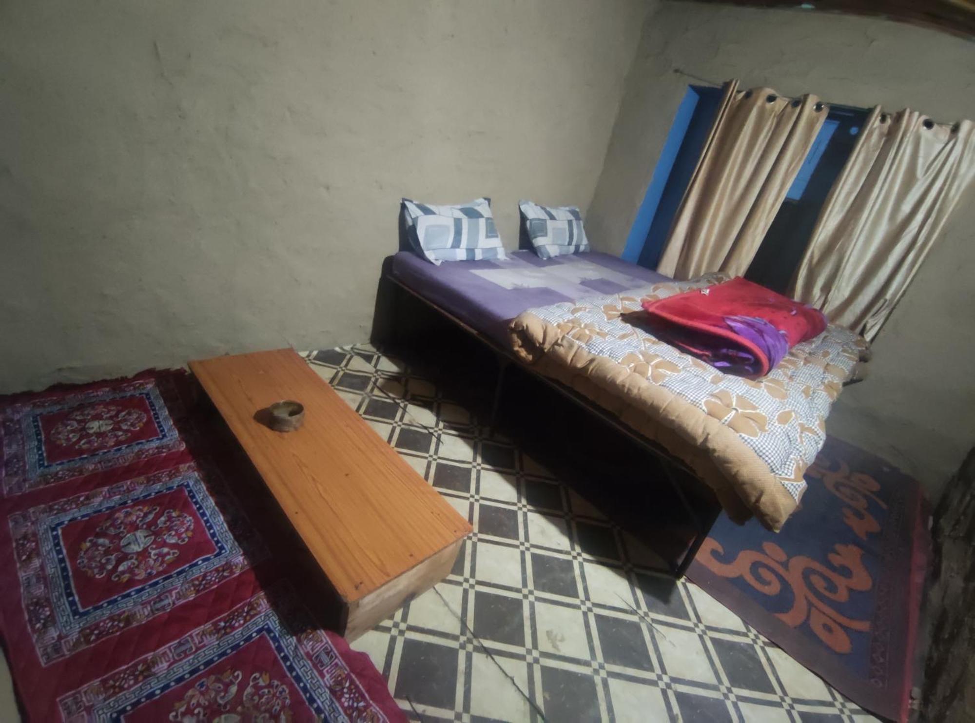 Karma Guest House And Cafe Kalgha Phòng bức ảnh